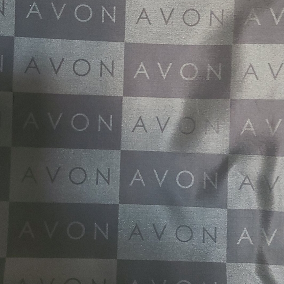 Avon Tote Bag Brand New - Picture 2 of 2